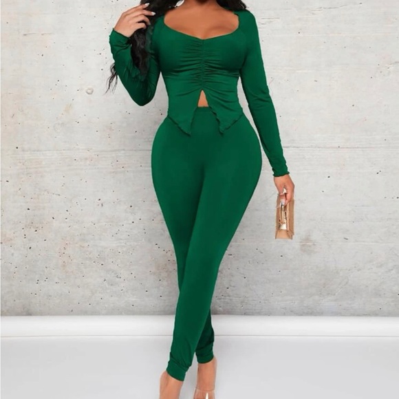 2 piece set - worn once - Picture 1 of 2